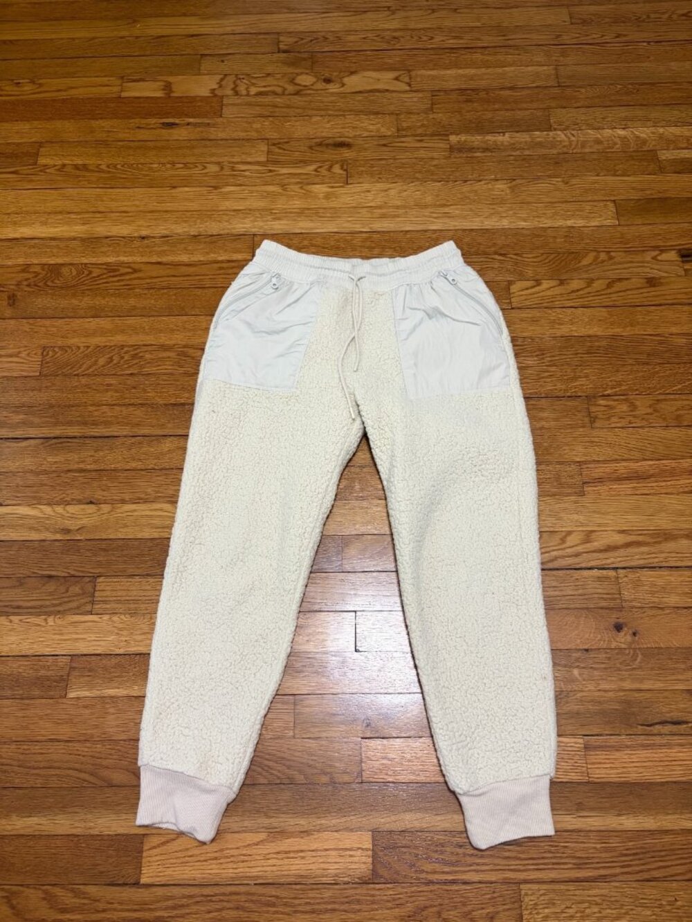 Aerie Offline Sherpa Joggers Womens Small Cream Soft Cozy Fleece Sweat Pants